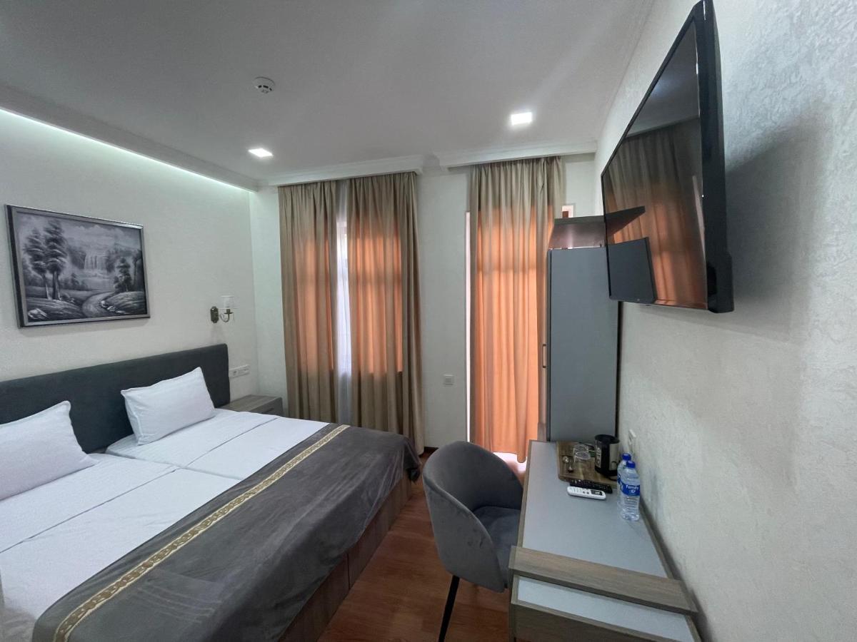 Registon Saroy Hotel ซามาร์คันด์ ภายนอก รูปภาพ