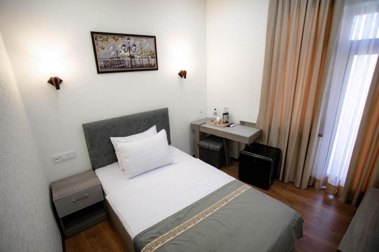 Registon Saroy Hotel ซามาร์คันด์ ภายนอก รูปภาพ