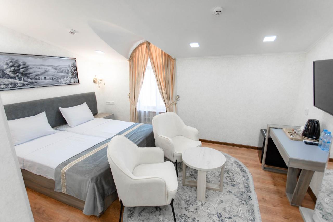 Registon Saroy Hotel ซามาร์คันด์ ภายนอก รูปภาพ