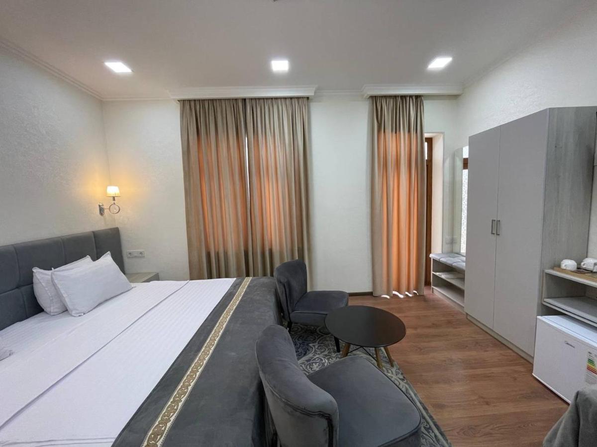 Registon Saroy Hotel ซามาร์คันด์ ภายนอก รูปภาพ